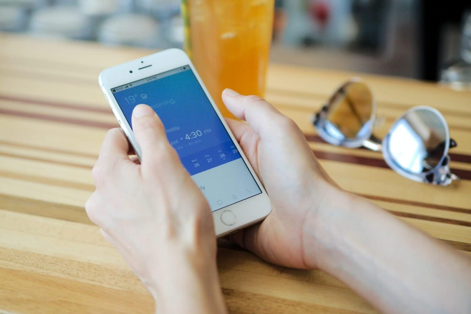 websites that offers a sign up bonus instant withdraw