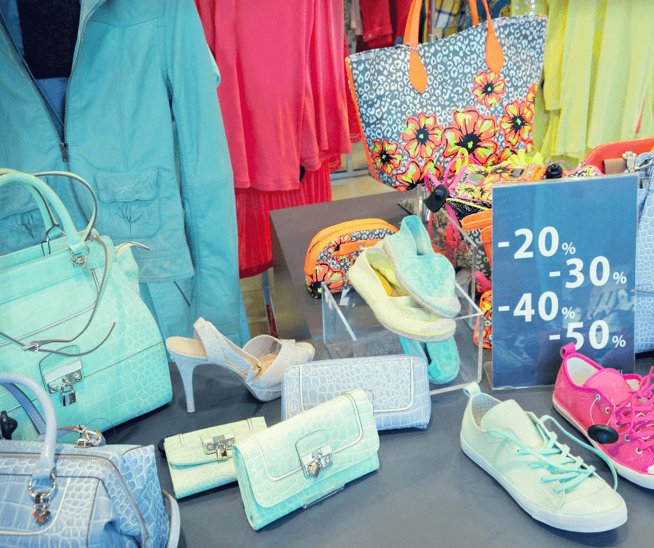 Best Places to Sell Clothes For Cash