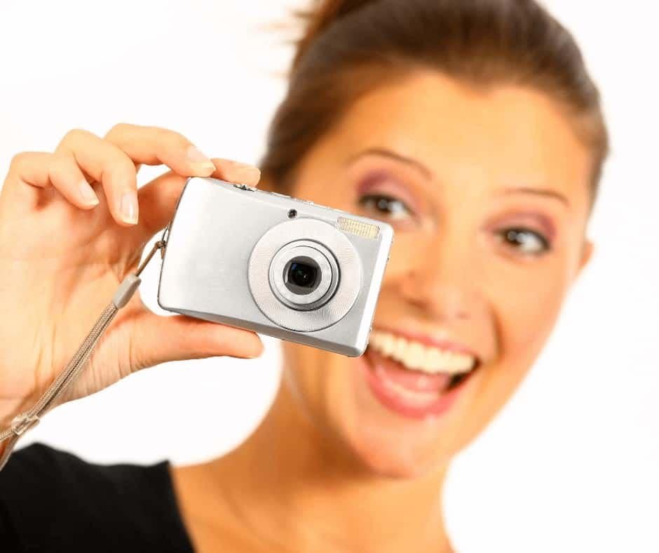 How to Sell Photos Online and Make Money Passively